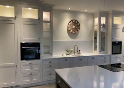 In Frame kitchen design Mangan Woodcraft ()